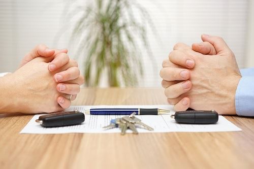 Couple dividing property in a divorce